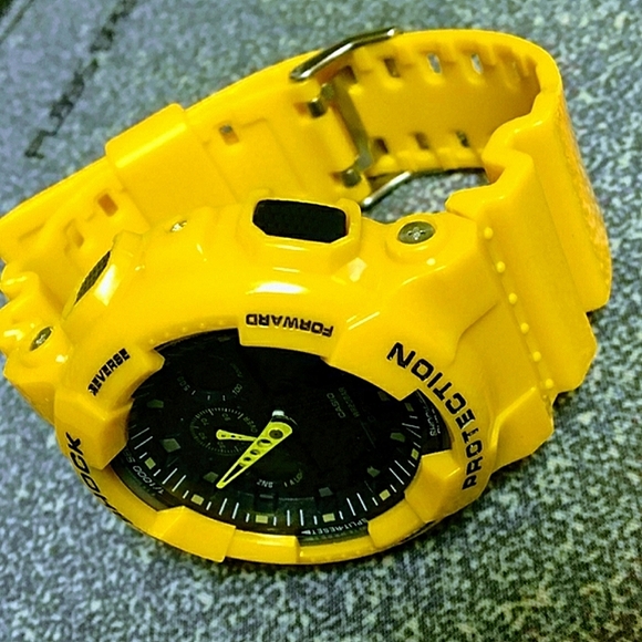 Casio G-Shock Triple Gold & Black Premium G-Shock - Picture 6 of 11